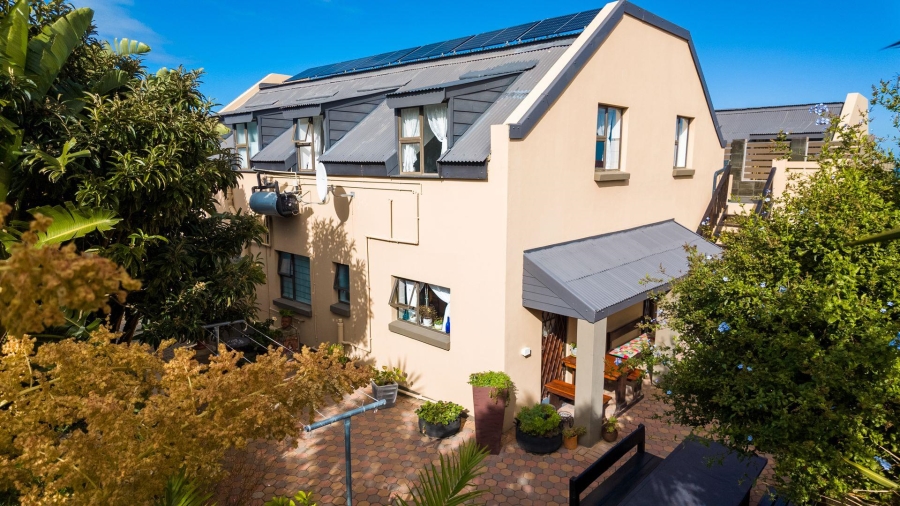 4 Bedroom Property for Sale in Dana Bay Western Cape